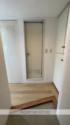 エスタ梅ヶ丘[1K/16.29m2]の玄関