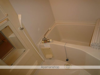 ロイヤルヒル守山[2LDK/58.5m2]のバス