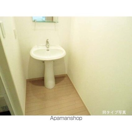 コンフォリア代々木上原[1R/36.11m2]の洗面所