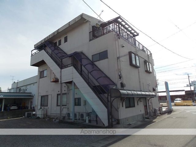石創ビルの外観写真