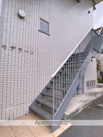 モデラートの玄関写真