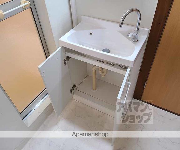 コーポラスナリタの内装写真