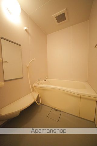 VILLAGE KAZN一番館の内装写真