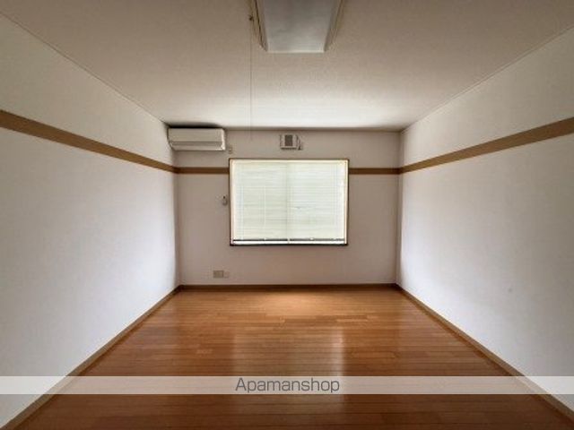 レジデンス中山IVの内装写真