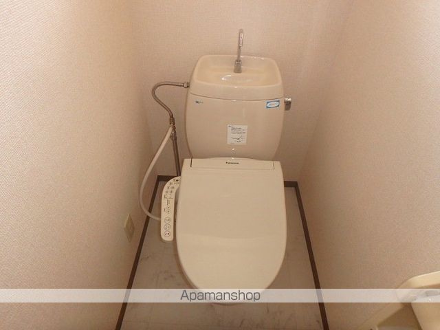 ハイカムール沢村[2LDK/55.47m2]のトイレ