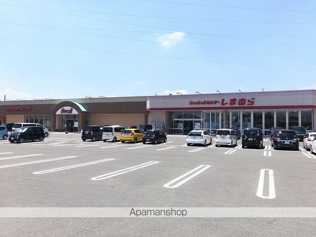 グランディルジンの周辺写真