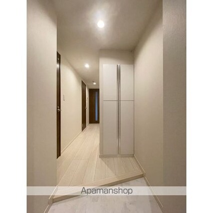 コンポジット代々木[1K/23.95m2]の玄関