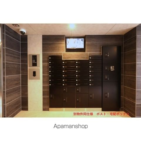 QUADOR 名古屋城駅の玄関写真