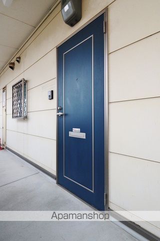 パークサイドリキーナの玄関写真