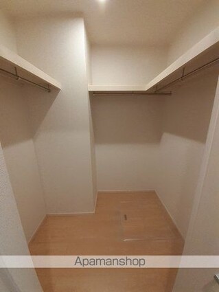 愛媛県新居浜市中村松木１丁目[1R/32.94m2]の収納
