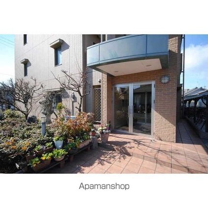 エルーデメイファ[1LDK/58.5m2]のエントランス