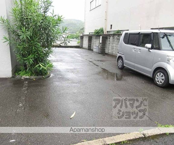 ロイヤルマンションの外観写真