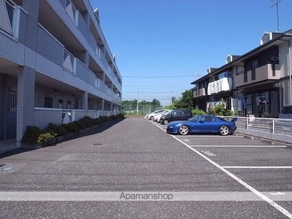 サンセヴィラージュ[3DK/57.75m2]の駐車場