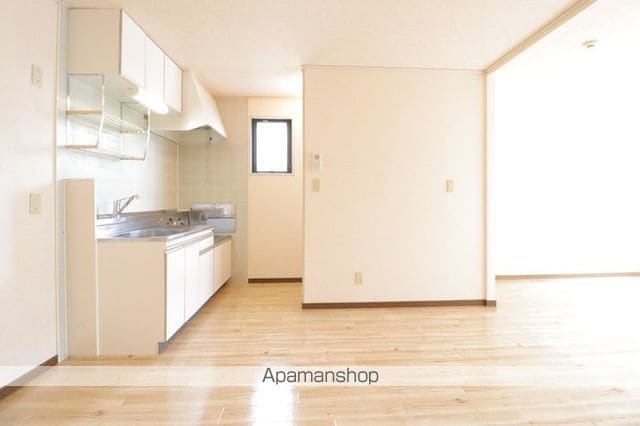 apartment 埼玉県吉川市吉川２丁目15-4
地図を見る