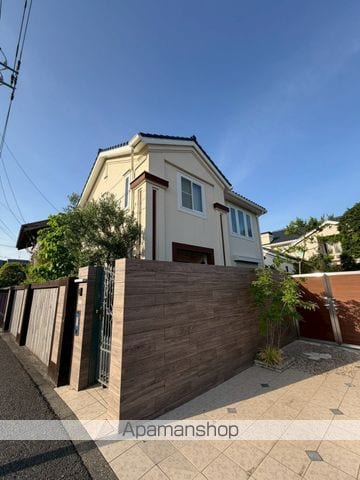 厚木市 2階建 築26年の外観写真