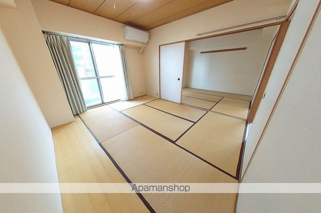 コープ野村川端町B棟の内装写真