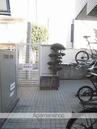 東京都世田谷区代田３丁目[1R/17.11m2]の共用部2