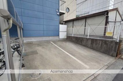 波田ビル５[1K/28.53m2]の駐車場