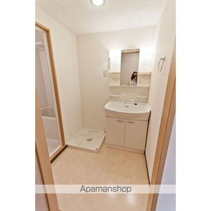 ホリーステージ城山[1LDK/40.25m2]の洗面所