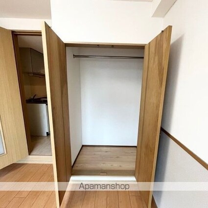 エルミナフラット南彦根[1K/21m2]の収納