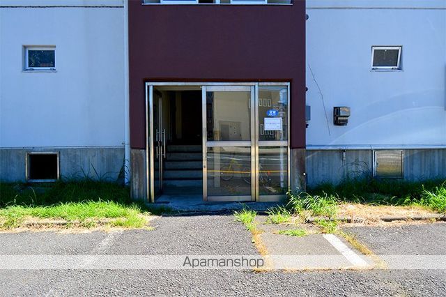 アシスト第5秋田マンションの玄関写真