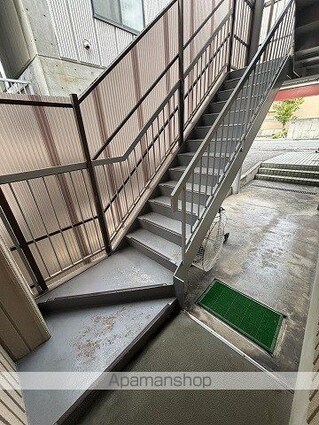 広島県広島市南区宇品御幸１丁目[2DK/57.04m2]のエントランス2