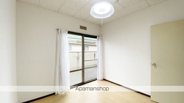 エスポアール庭瀬Bの内装写真