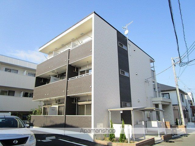 ヴェルジェクワトロの外観写真