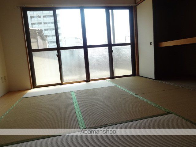 テイスティハイツの内装写真