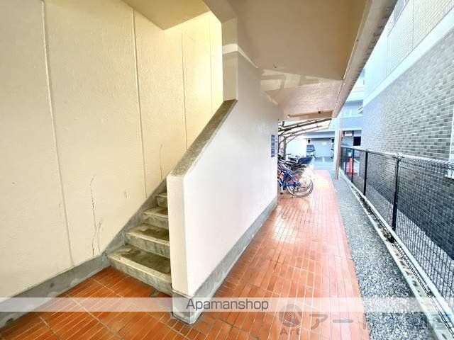 コーポ本町の玄関写真