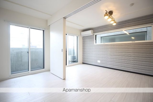 ディオクラシスN19の内装写真