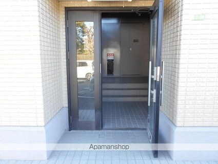 クレージュ中村[2LDK/56.1m2]のエントランス