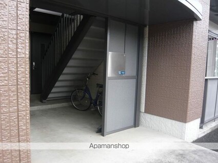 シャンドール[2K/42.25m2]の共用部2