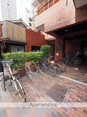ライオンズマンション上六第3の玄関写真