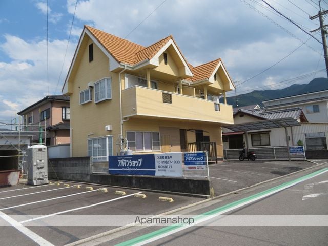 ユースハイツの外観写真
