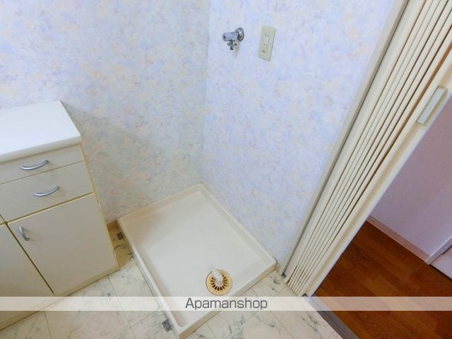 シャルマンコーポ新田辺の内装写真