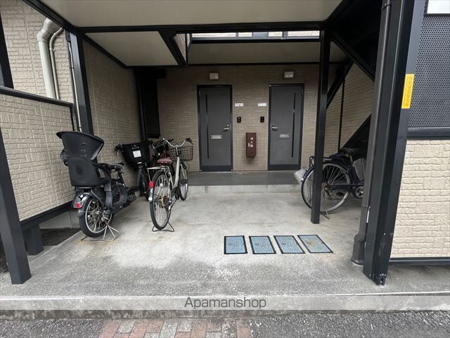 グランドゥールYAMA A棟の玄関写真