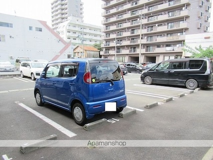 シャルマン　メゾン[1LDK/43.86m2]の駐車場2