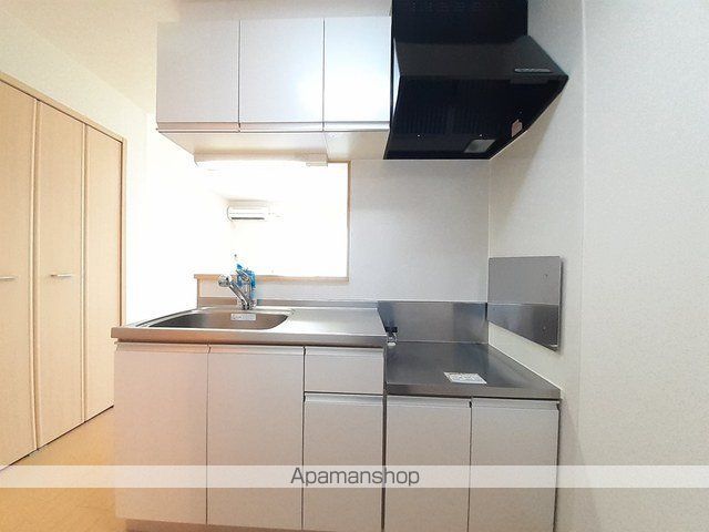 プレシャス 手屋の内装写真
