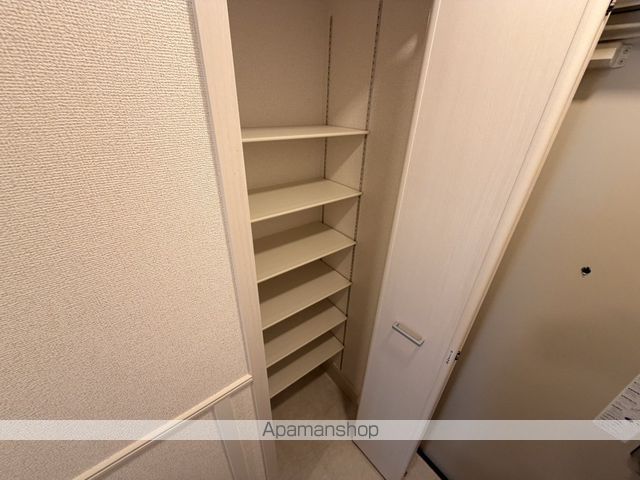 枚方市 3階建 新築の内装写真