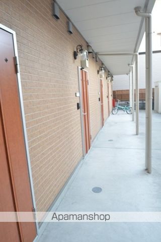 ステラ獨協大学前の玄関写真