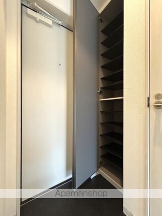 ロジェ泉佐野[1LDK/30.63m2]の内装1