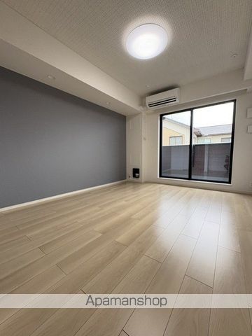 ヒカルサ京田辺大住の内装写真
