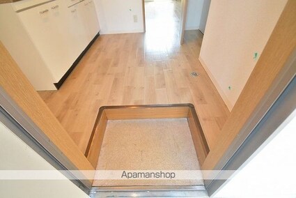 アーバンコート宮町[3K/52.17m2]の玄関