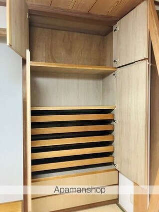 長房町戸建[4SLDK/111.95m2]の収納