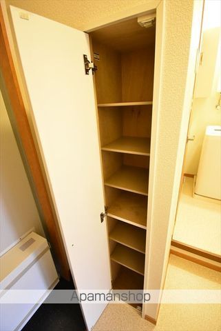 レオパレスグラッツェの内装写真