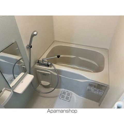 ルガール・コモドの内装写真