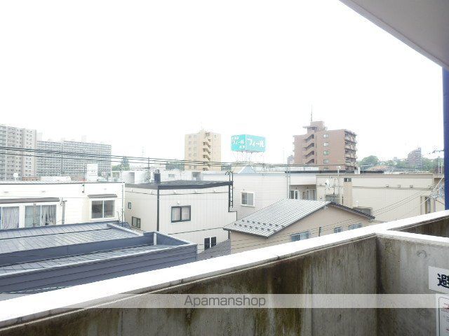 MANY’S COURTの内装写真