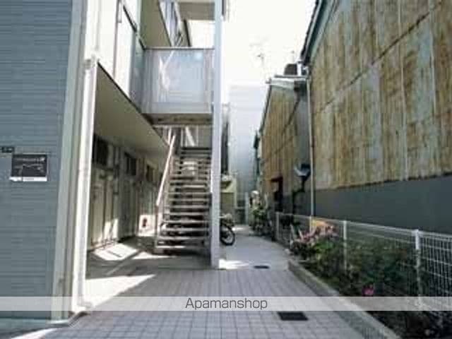 レオパレス住吉伍番館の玄関写真