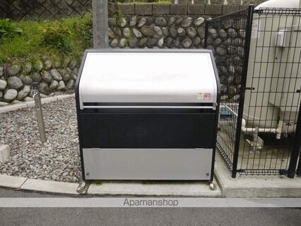 サンヒルズ[2LDK/55.23m2]の共用部1